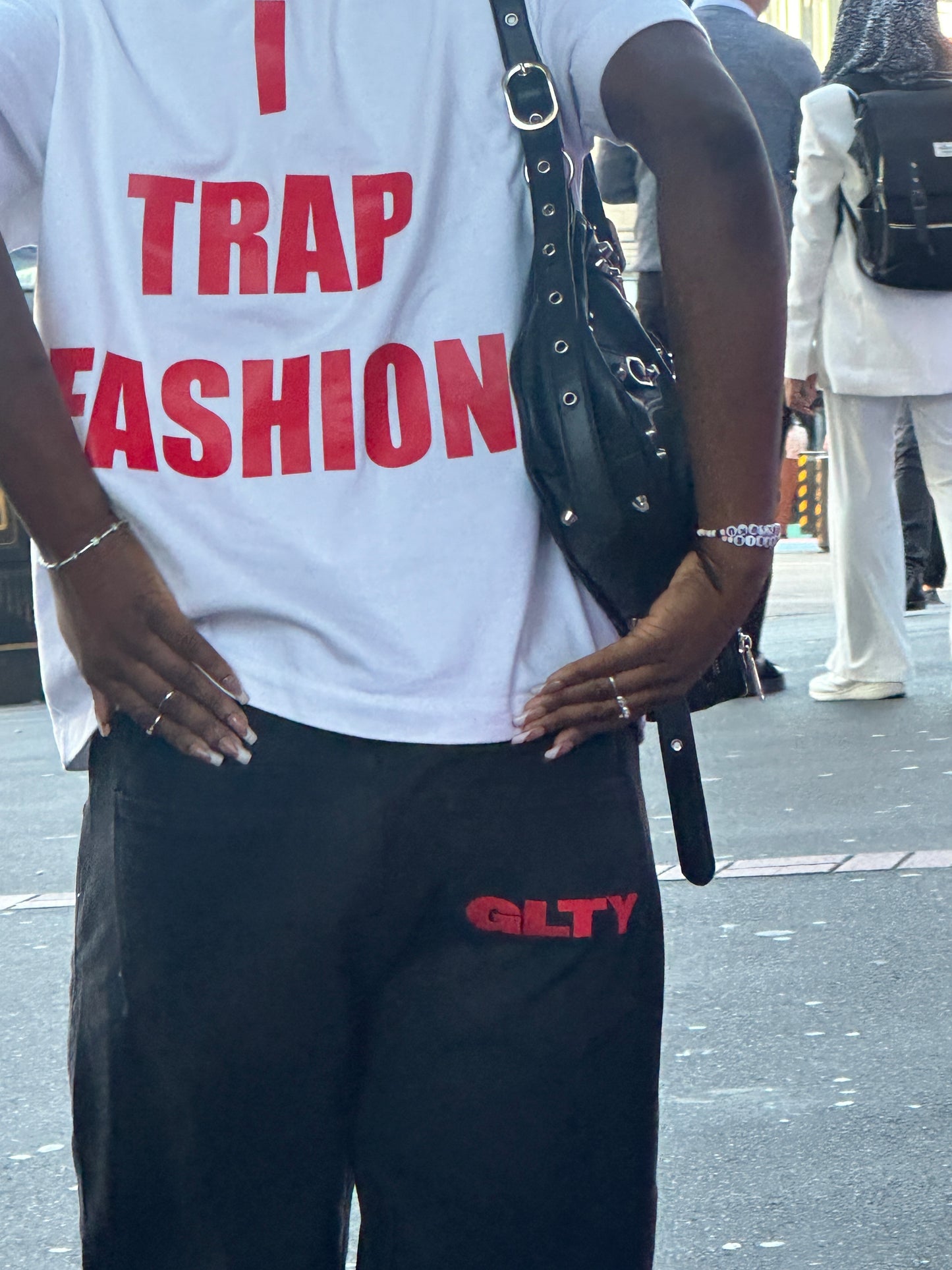 I TRAP FASHION TEE